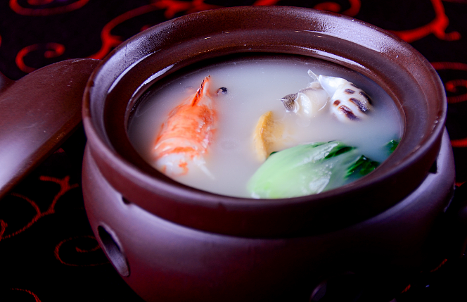 黄振华改革创新的粤菜菜式达数百种。