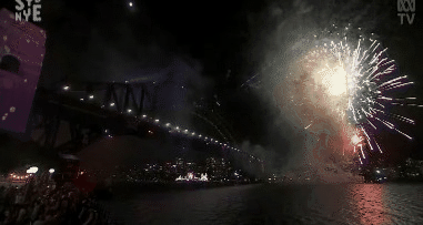悉尼跨年烟花秀闪耀夜空，10万种烟花特效美翻天（组图） - 36