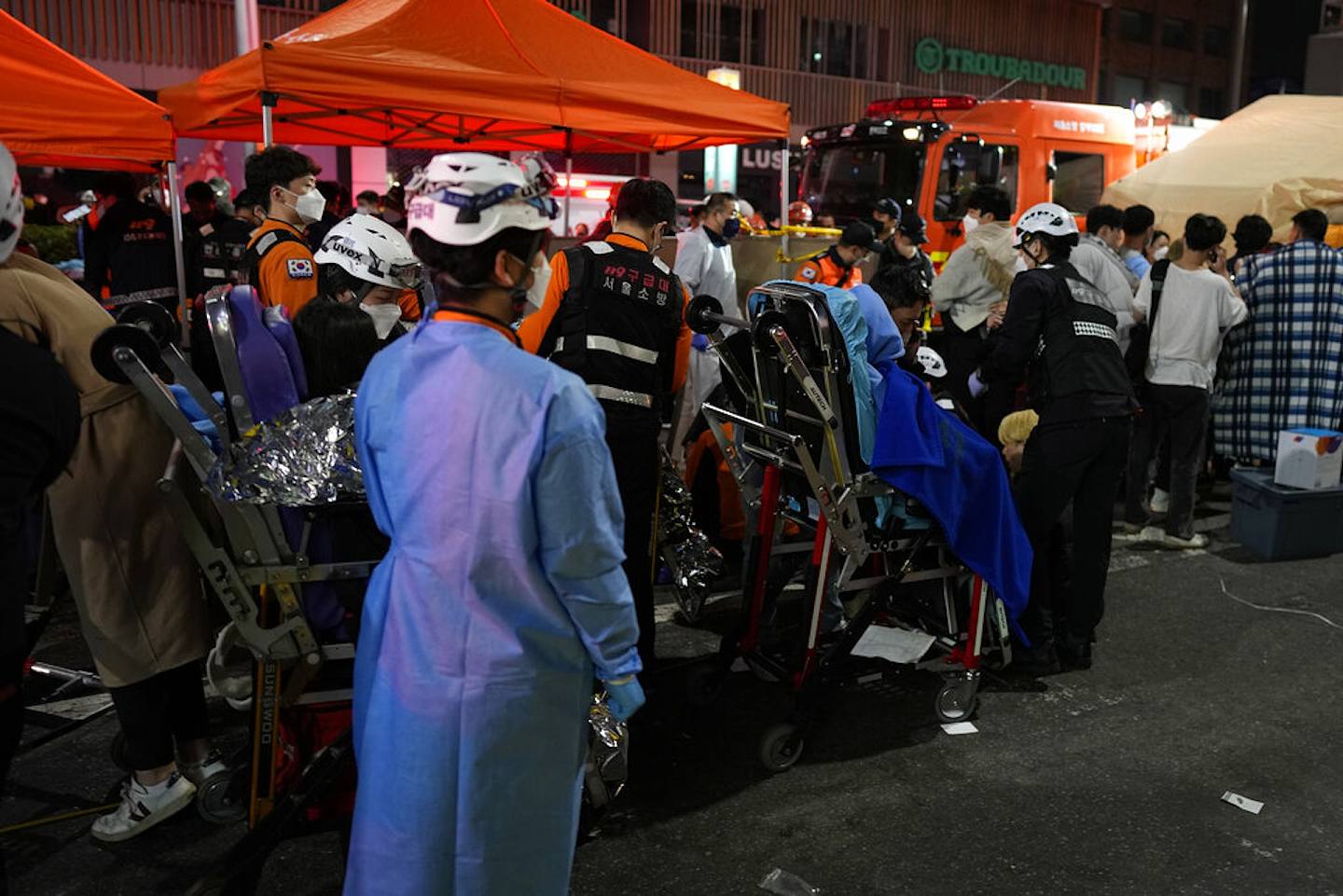 韓國梨泰院人踩人事件（圖片來源：AP）