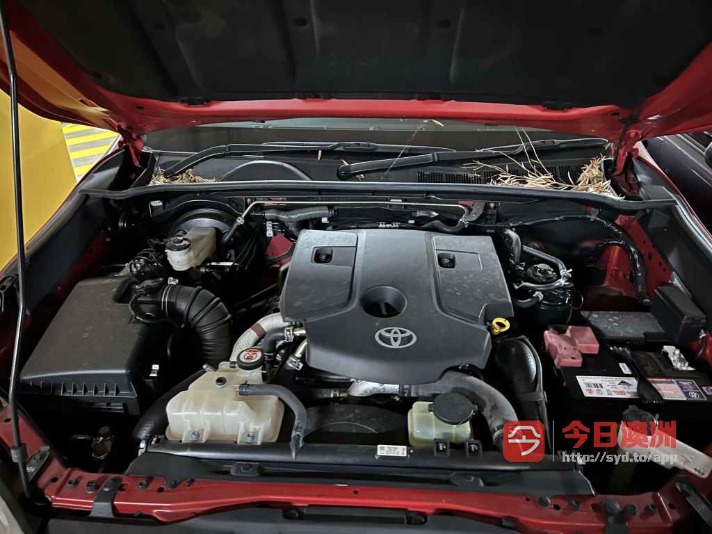 Toyota 2017年红色 hilix 28L 柴油自动低公里无事故