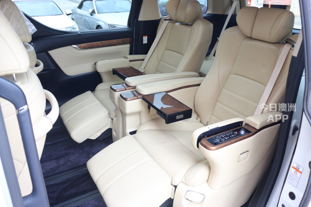 今日墨尔本JMR精品车 2016款丰田阿尔法Executive Lounge V6 四驱版 32000公里 JMR精品车 2016款丰田阿尔法Executive Lounge V6 四驱版 32000公里
