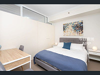 Burwood Avaliable 1bed  1car space Mins to Deakin Uni  Transport