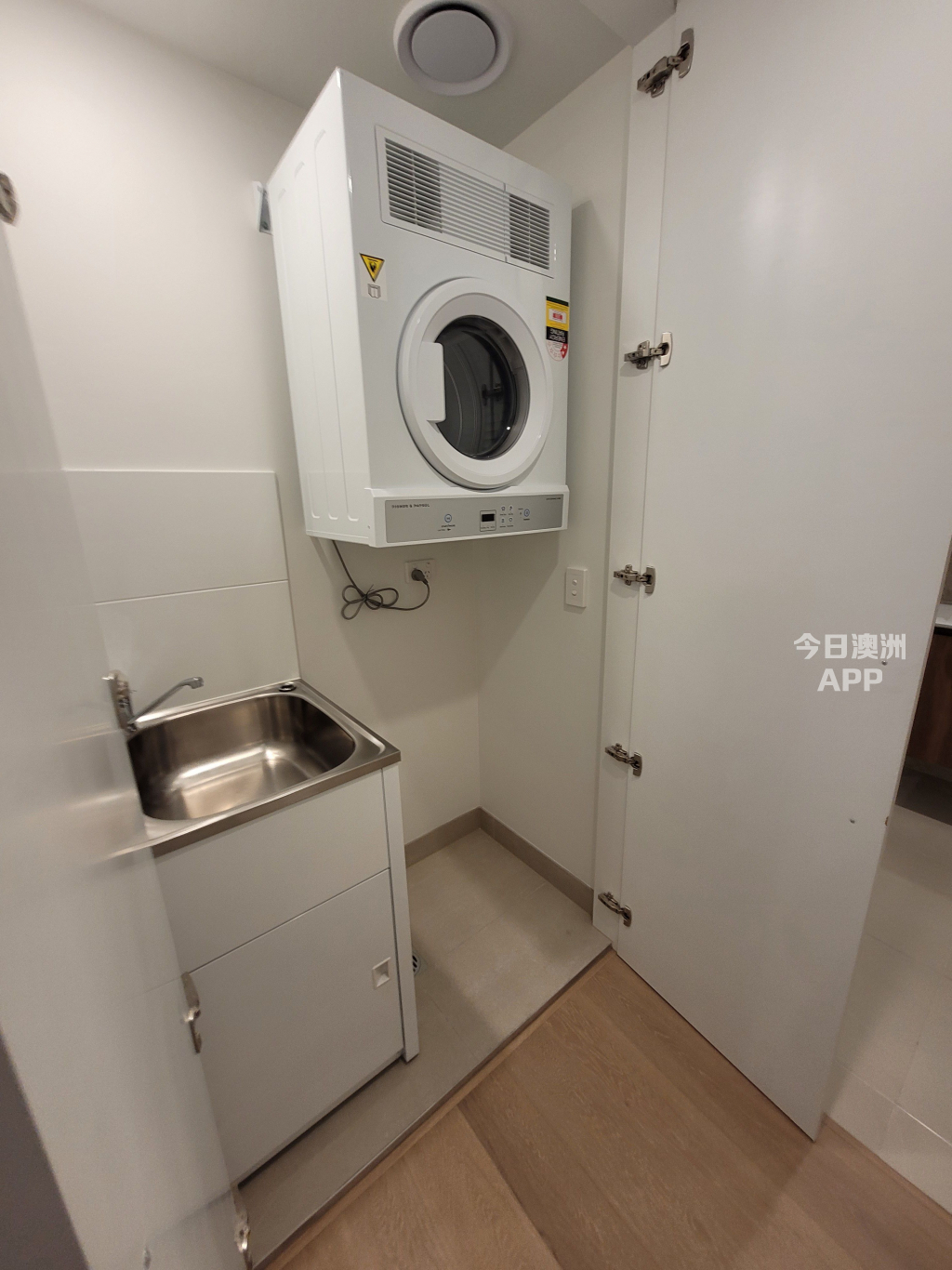 今日悉尼Granville 两房两卫一车站挨着火车站Woolworths 近一 Granville 两房两卫一车站挨着火车站Woolworths 近一