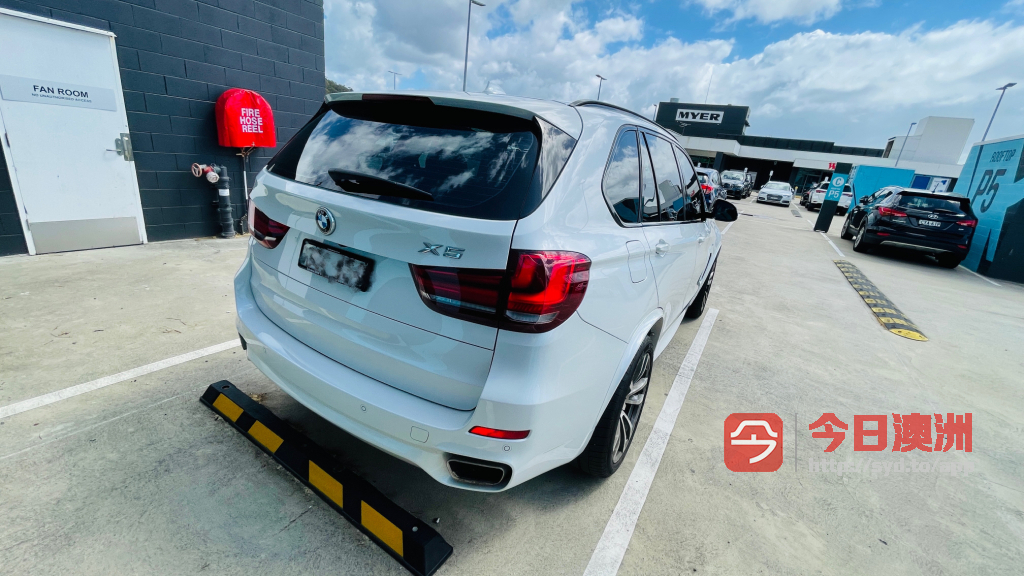 2017 5seat BMW X5 XDrive30D with only 39285km ready to sell
