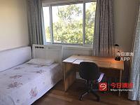 Dickson Harrison一间房屋出租只限女生