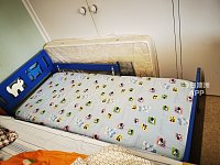 儿童床和床垫