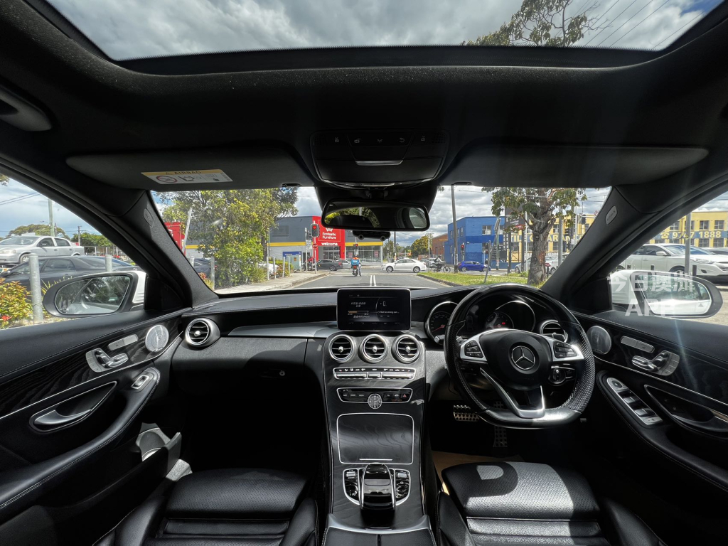 2017年 MercedesBenz C200顶配豪华轿车仅三万九千公里免费三年保修