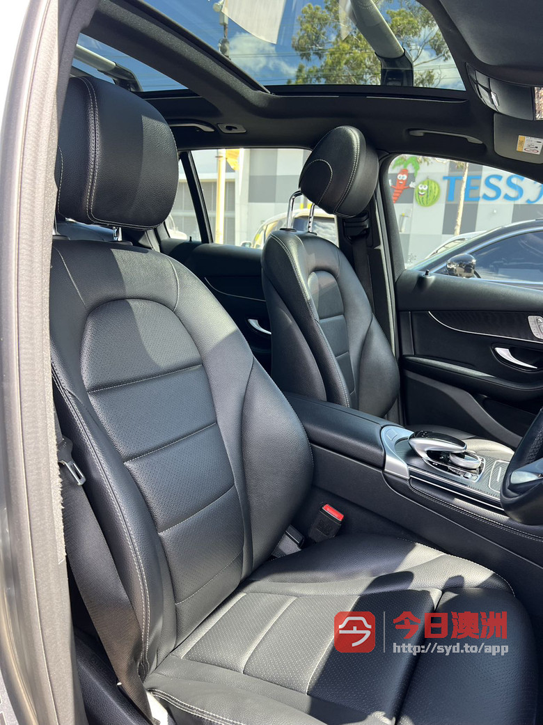 52990 德系优雅豪华城市SUV MercedesBenz 2019年 GLC200 高配性感外观