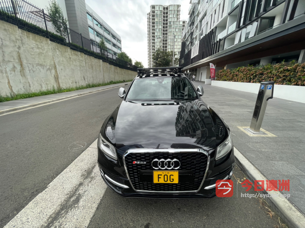 Audi 2013年顶配 SQ5  动力澎湃
