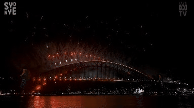悉尼跨年烟花秀闪耀夜空，10万种烟花特效美翻天（组图） - 7