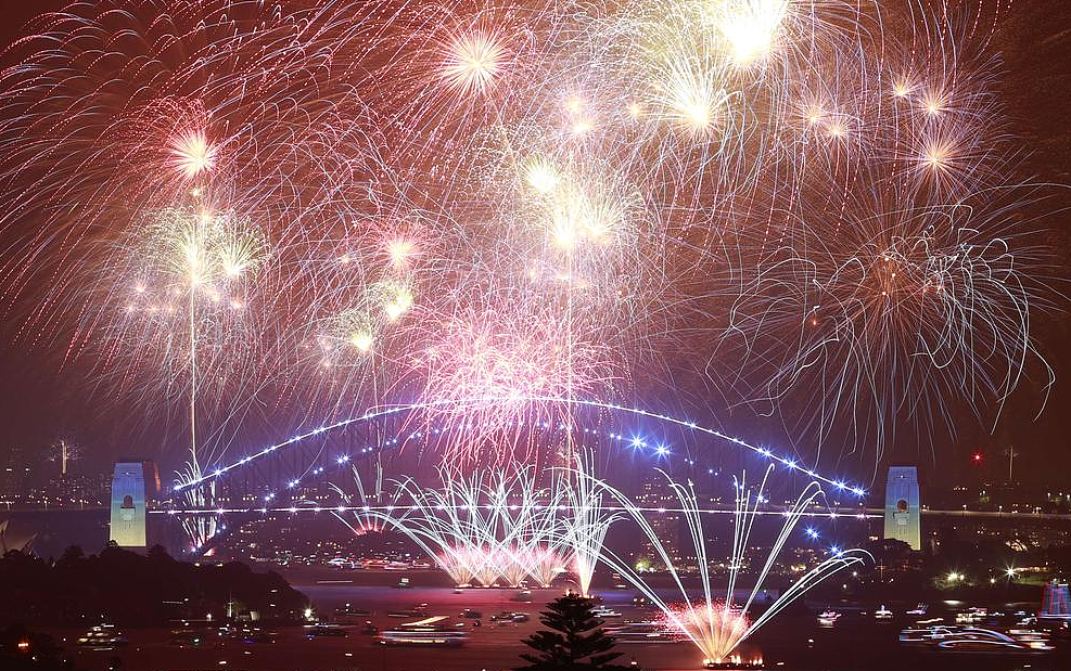 悉尼跨年烟花秀闪耀夜空，10万种烟花特效美翻天（组图） - 19