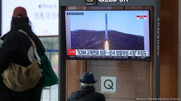 朝鲜半岛的紧张局势在2022年持续升级，平壤发射的导弹数量创纪录