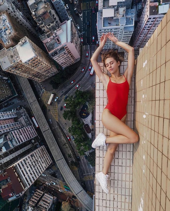 女网红穿这么少爬上亚洲第2高楼各种圈钱，网友骂翻（组图） - 2