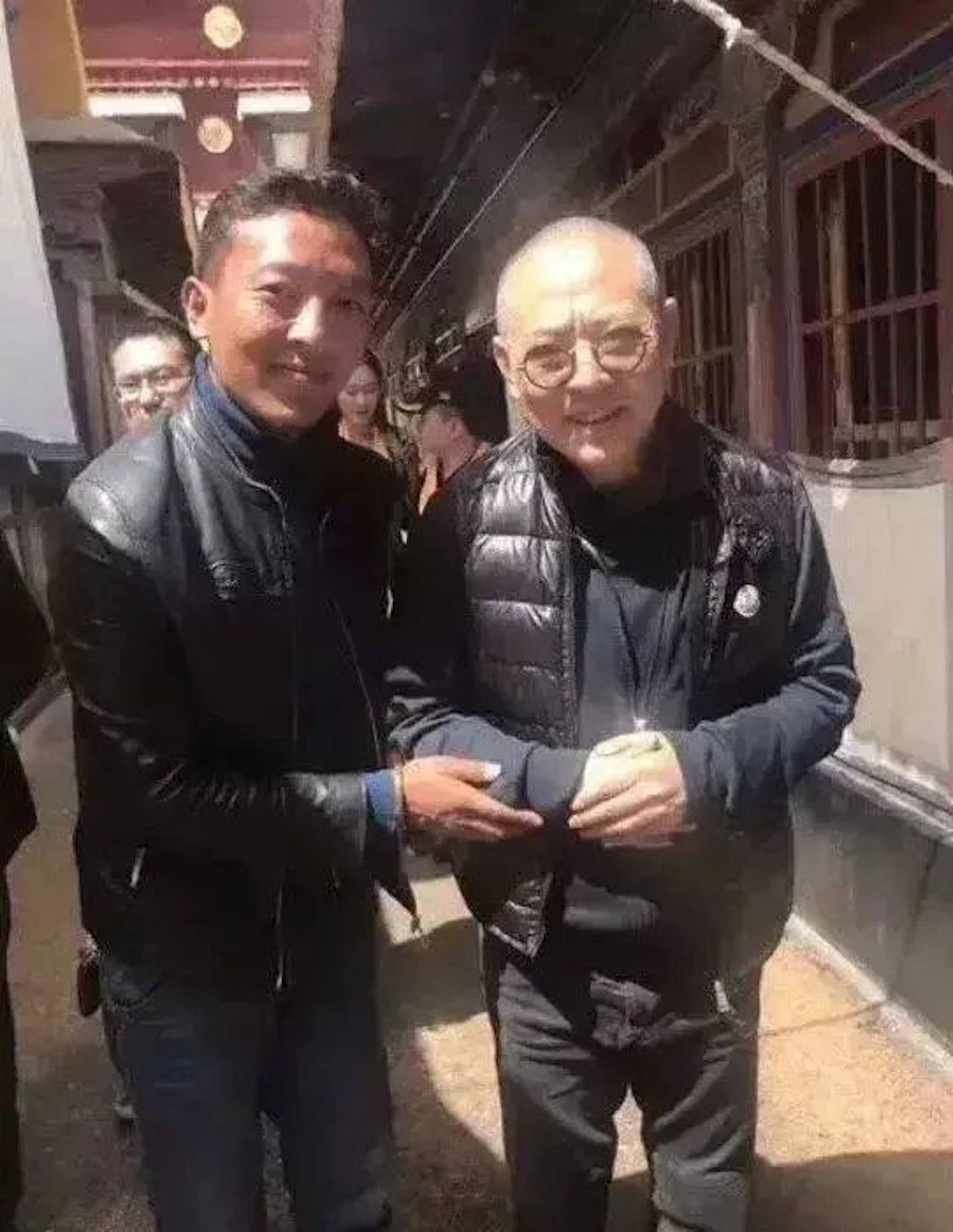 李連杰老態照片曝光，猶如80歲阿公。（微博）