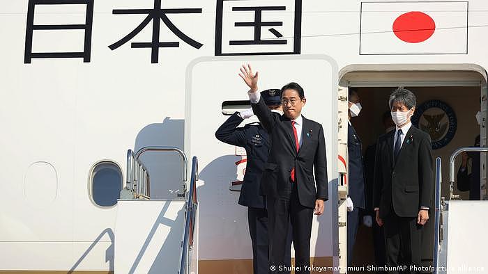 日本首相岸田文雄曾在去年10月访问澳大利亚（资料照）