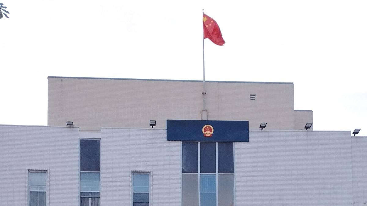 美国加州华人舞厅枪击确认有中国公民遇难华使领馆下半旗致哀