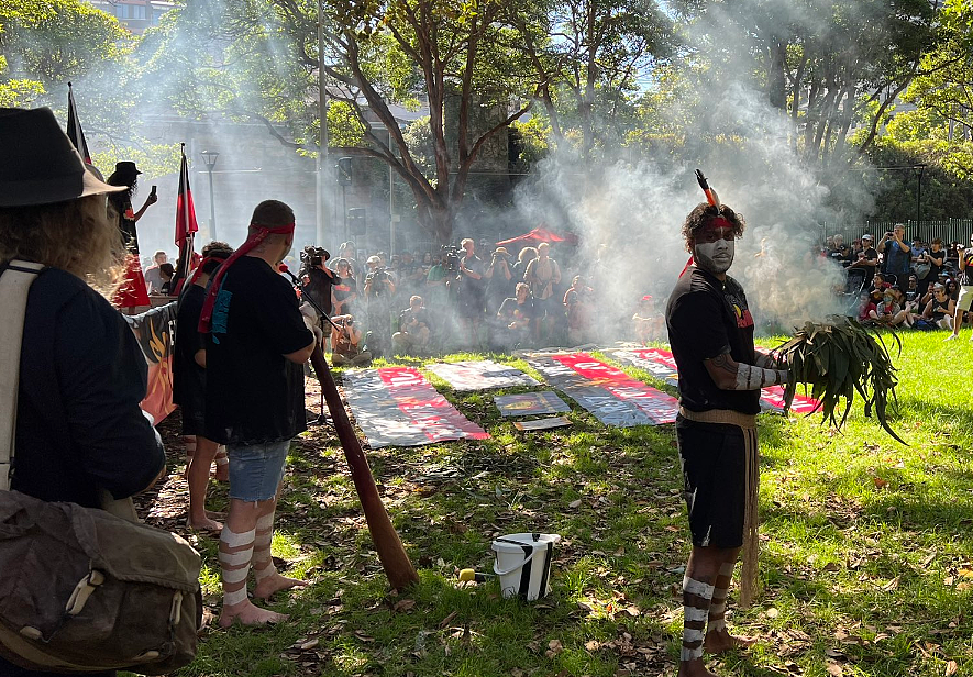 全澳多地爆发游行示威！数千抗议者涌上街头，吁修改澳洲日日期（视频/组图） - 3