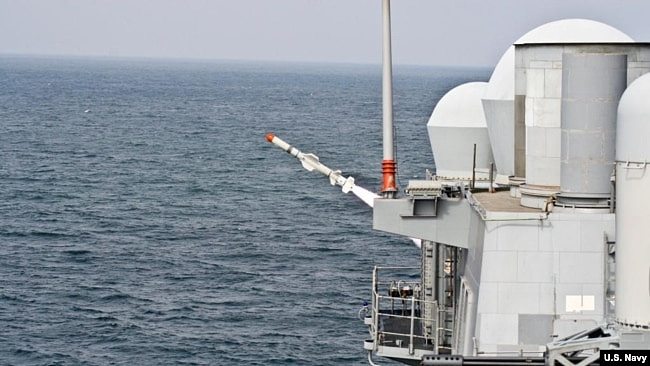 美军2009年9月测试“鱼叉”第二批次导弹（美国海军图片）