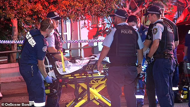 悉尼连发两起坠楼事件！1男子摔成重伤，当街接受开胸手术（视频/组图） - 7