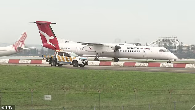 又出事！起落架故障，澳航一架航班返回悉尼机场（视频/组图） - 2