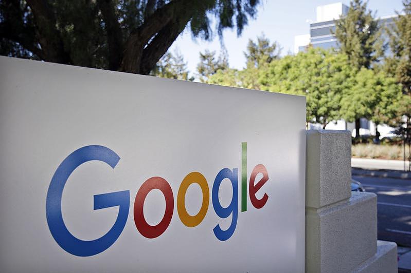 一名前谷歌白人主管控告谷歌，称他向公司投诉遭到华裔女主管骚扰后，却被开除。(美联社)