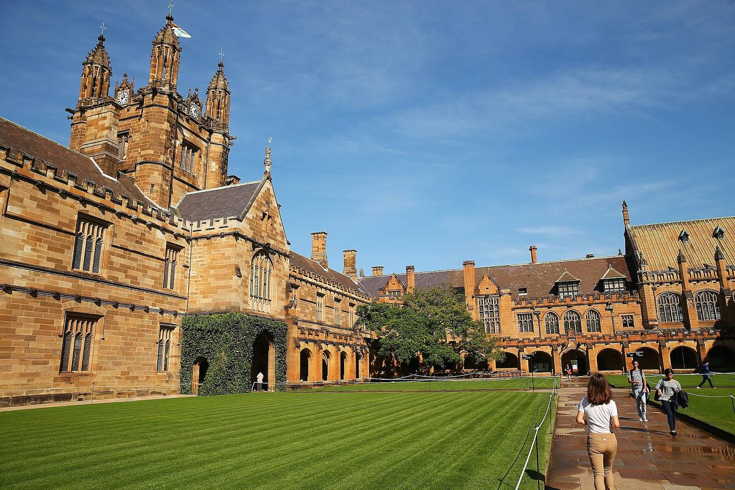 澳洲预计在今年迎来逾10万名首次入境的中国留学生，图为悉尼大学校园。 (Getty)