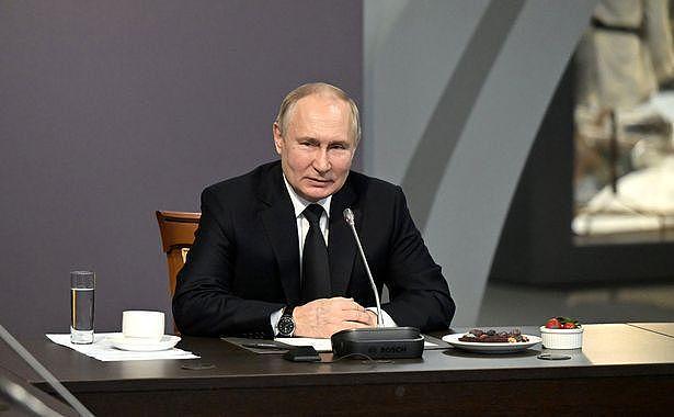 俄罗斯总统普京被质疑使用替身，英国肖像专家解析：只是自然衰老（组图） - 7