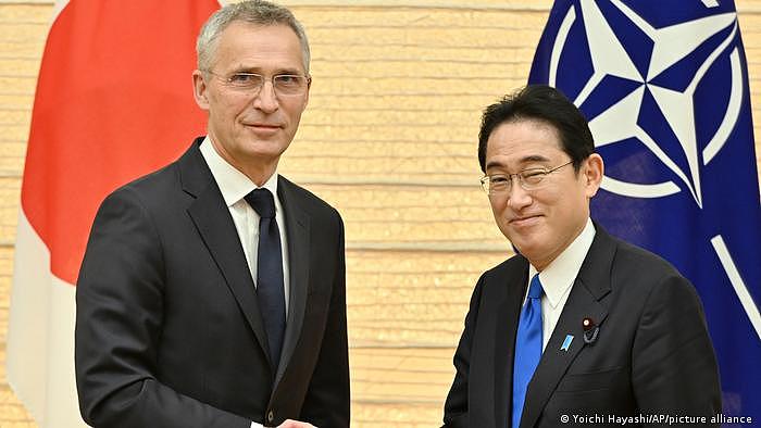 北约秘书长斯托尔滕贝格1月31日与日本首相岸田文雄会面