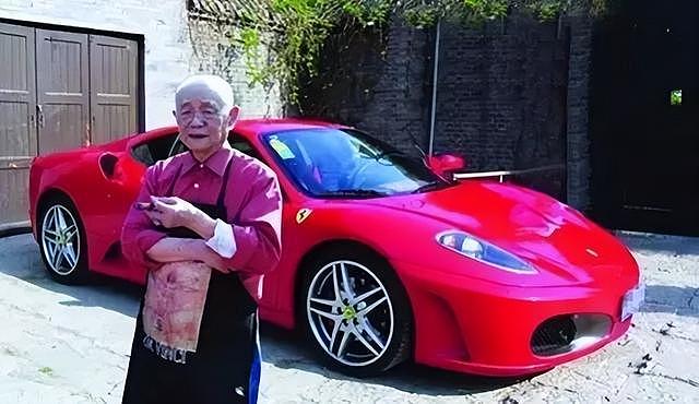 【情感】中国最狂的浪子：80岁上时尚杂志，90岁开跑车兜风，却独宠初恋妻子76年（组图） - 10