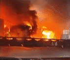 16死66伤！湖南高速发生特大车祸，多车连撞爆炸起火，现场惨不忍睹（视频/组图）