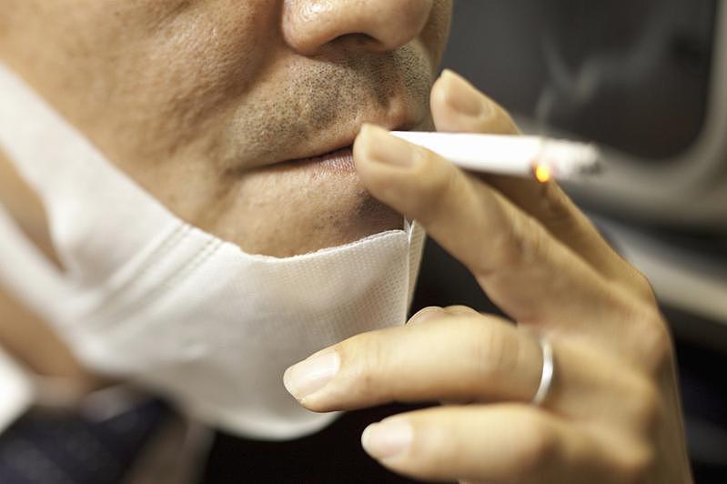 華裔吸菸人口多，導致罹患心血管疾病風險高。(Getty Images)