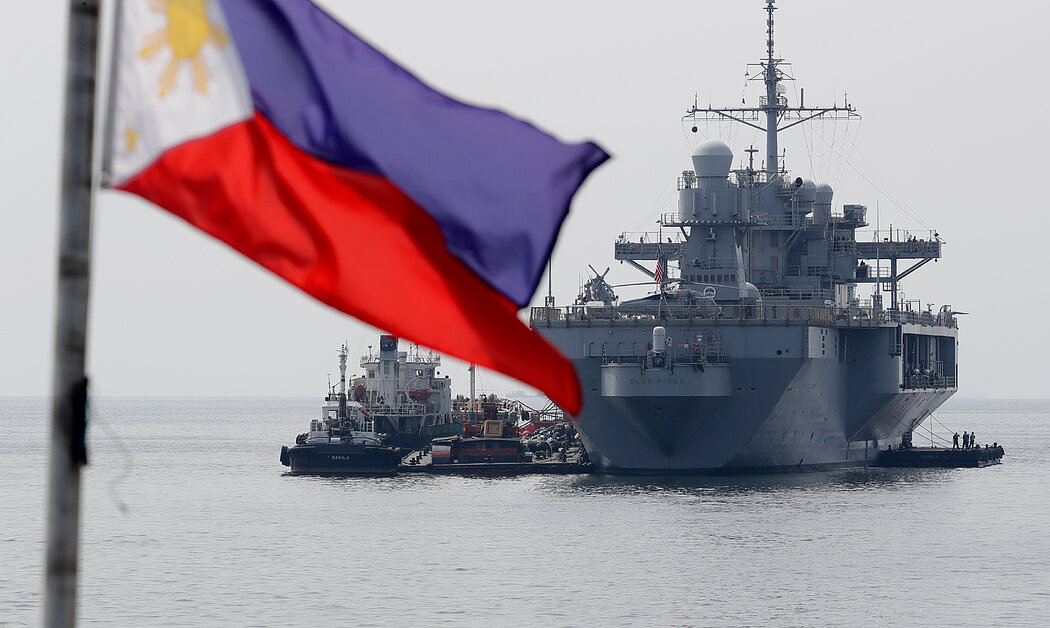 新协议允许美国在菲律宾九处地点部署军事装备和建造设施。