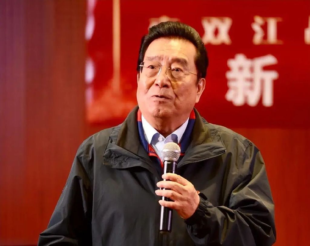 84岁李双江身体硬朗，儿子李天一被传今年出狱（组图） - 19