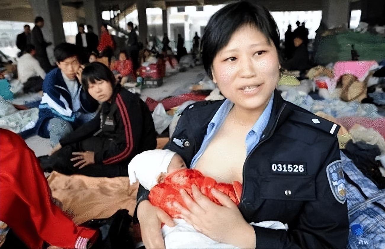 “警察妈妈”蒋晓娟，汶川废墟中曾哺乳9婴，如今如何了（组图） - 1