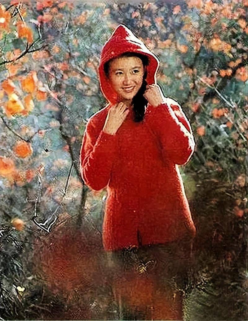 央视春晚主持人李小玢：红极一时的她两婚两离（组图） - 14