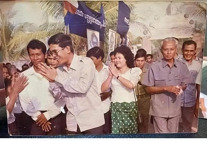 柬埔寨首相访华，他的华裔夫人藏不住了（组图） - 9