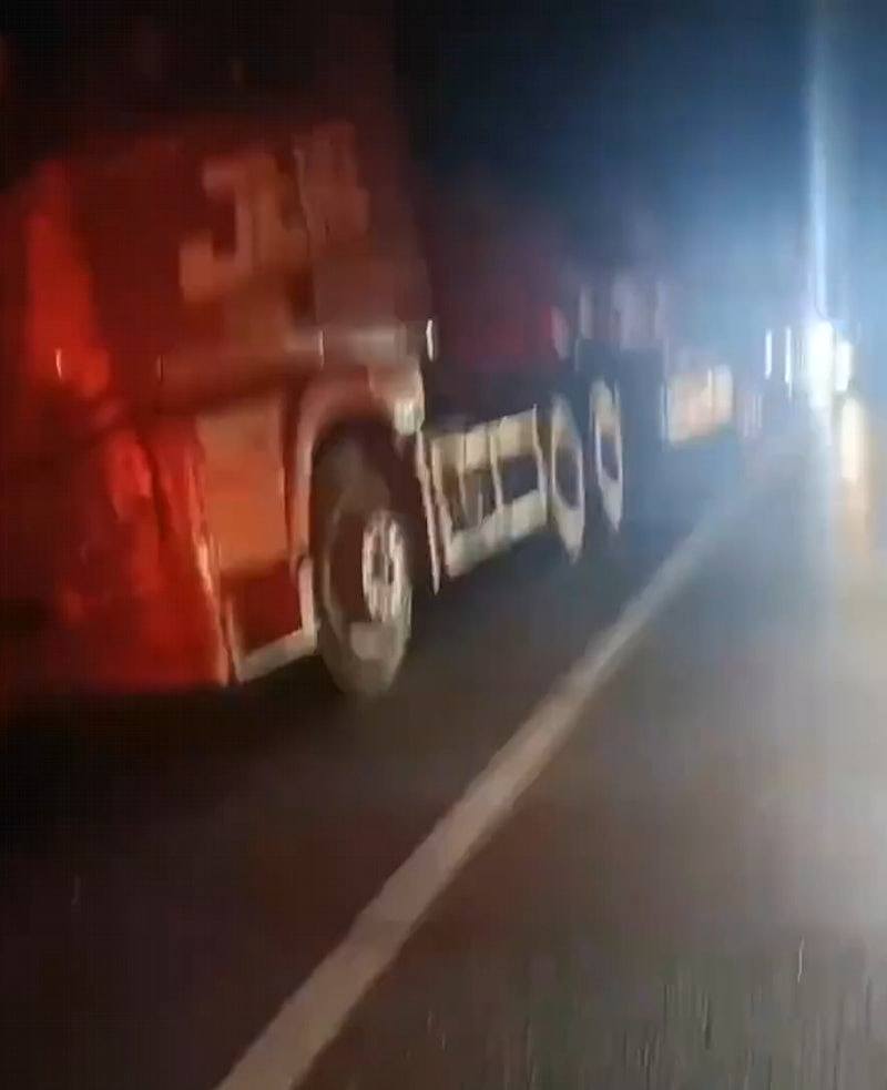 湖南高速又发交通事故！巴士侧翻，造成逾60人受伤（视频/组图） - 2