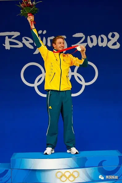 澳洲奥运传奇冠军下海拍AV！曾爆冷在华夺金，如今吸毒堕落靠卖裸照为生（组图） - 9