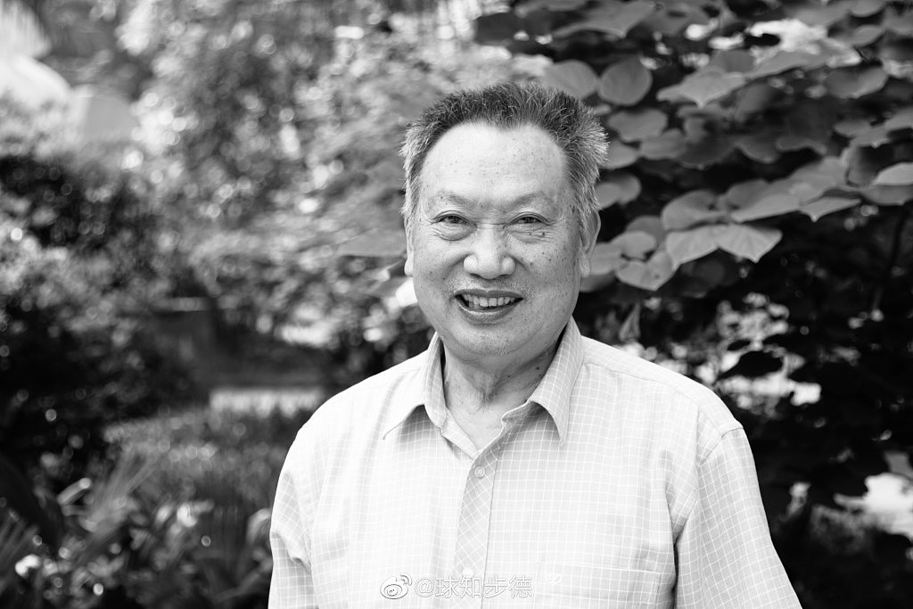 被誉为「中国大熊猫研究第一人」、「中国大熊猫之父」的胡锦矗病逝。 网图