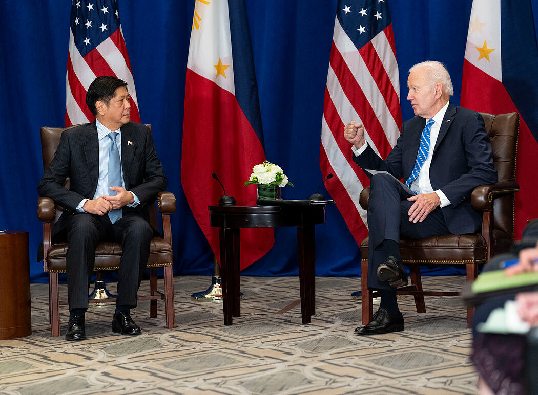 拜登总统去年9月在纽约与菲律宾总统费迪南德·马科斯会晤。