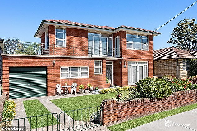 The couple purchased a 60-year-old house in Epping in Sydney 's north-west which they knocked down with plans to rebuild