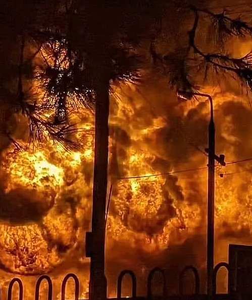 悉尼加油站爆炸！现场火光冲天，多辆汽车被烧毁，60名消防员赶抵救援（视频/组图） - 5