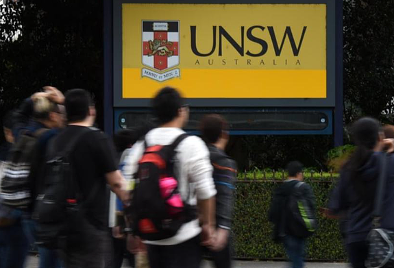 上千中国留学生来澳受阻，有人苦等3年拿不到签证！内政部：所学专业存安全风险（组图） - 4