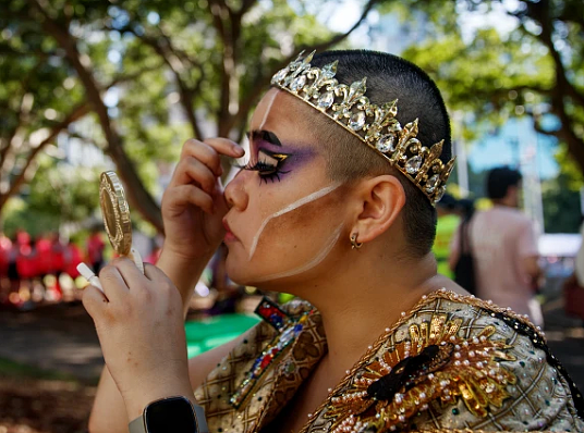 悉尼同性恋狂欢节游行盛大回归！艾博年亮相创造历史，华人方阵引爆全场（视频/组图） - 58
