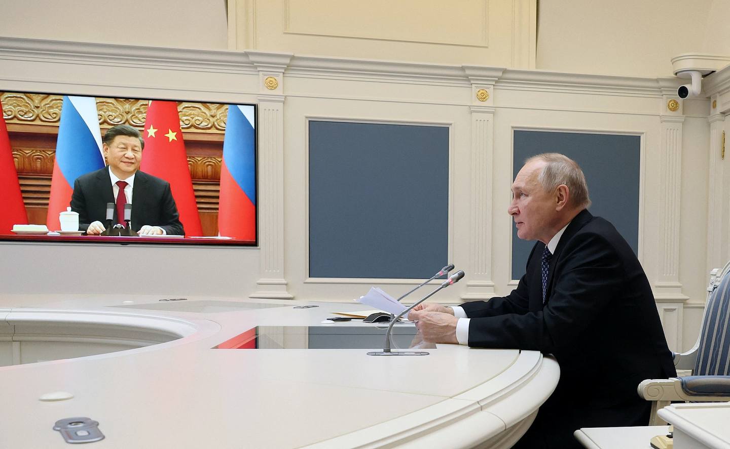 俄羅斯總統普京2022年12月30日與中國國家主席習近平舉行視像通話。（Reuters）
