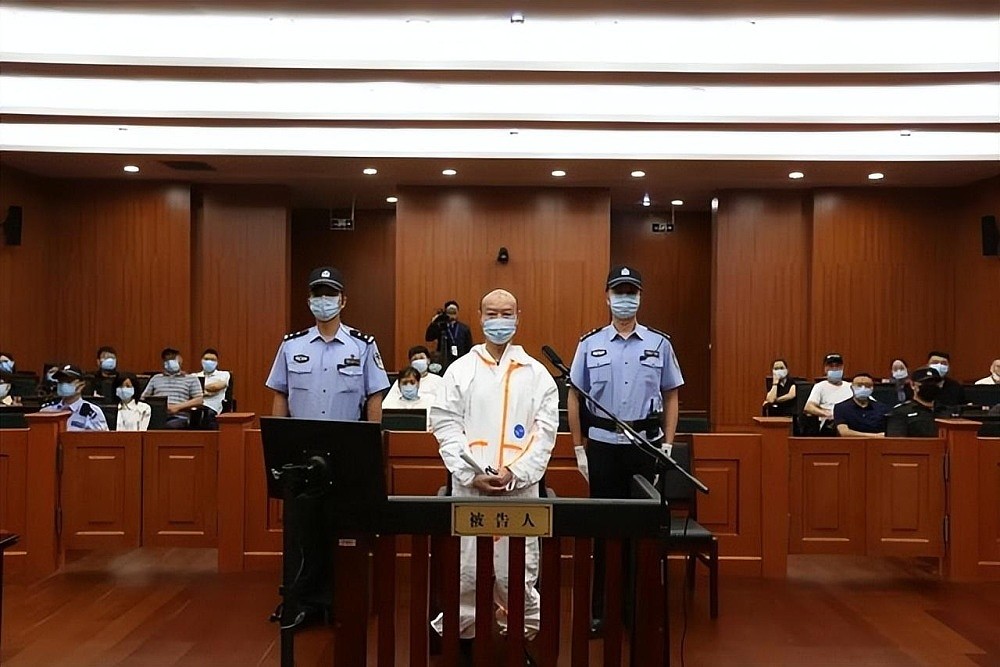 杭州“杀妻碎尸案”许国利被执行死刑，曾称希望社会不要把他恶魔化（视频/组图） - 2