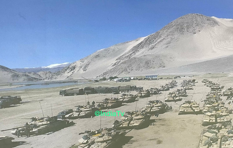 印媒《IindiaTV》记者Manish Prasad 在推特上公布印军于拉达克（ladakh）地区的集结照片。 图：翻摄自IndiaTV推特