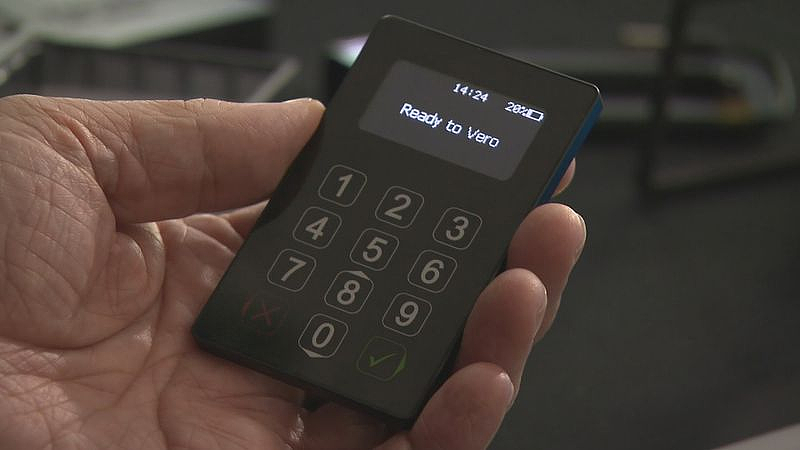 有它再也不用怕黑客？！澳发明家力推安全设备VeroCard，专家“泼冷水”（组图） - 3