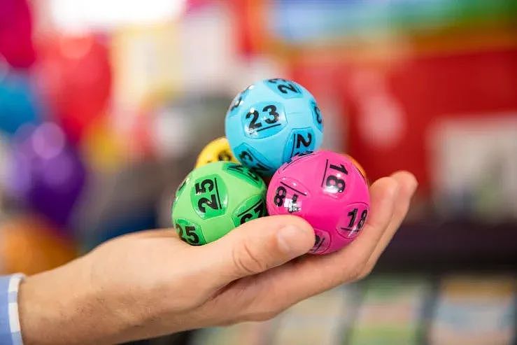 珀斯八友团一举拿下3000万Lotto头奖（图片） - 2