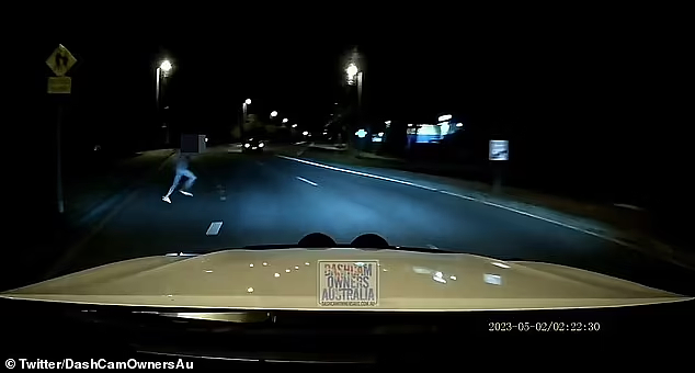 故意碰瓷？昆州女子冲出马路被车撞倒，司机做法获网友点赞（视频/组图） - 2